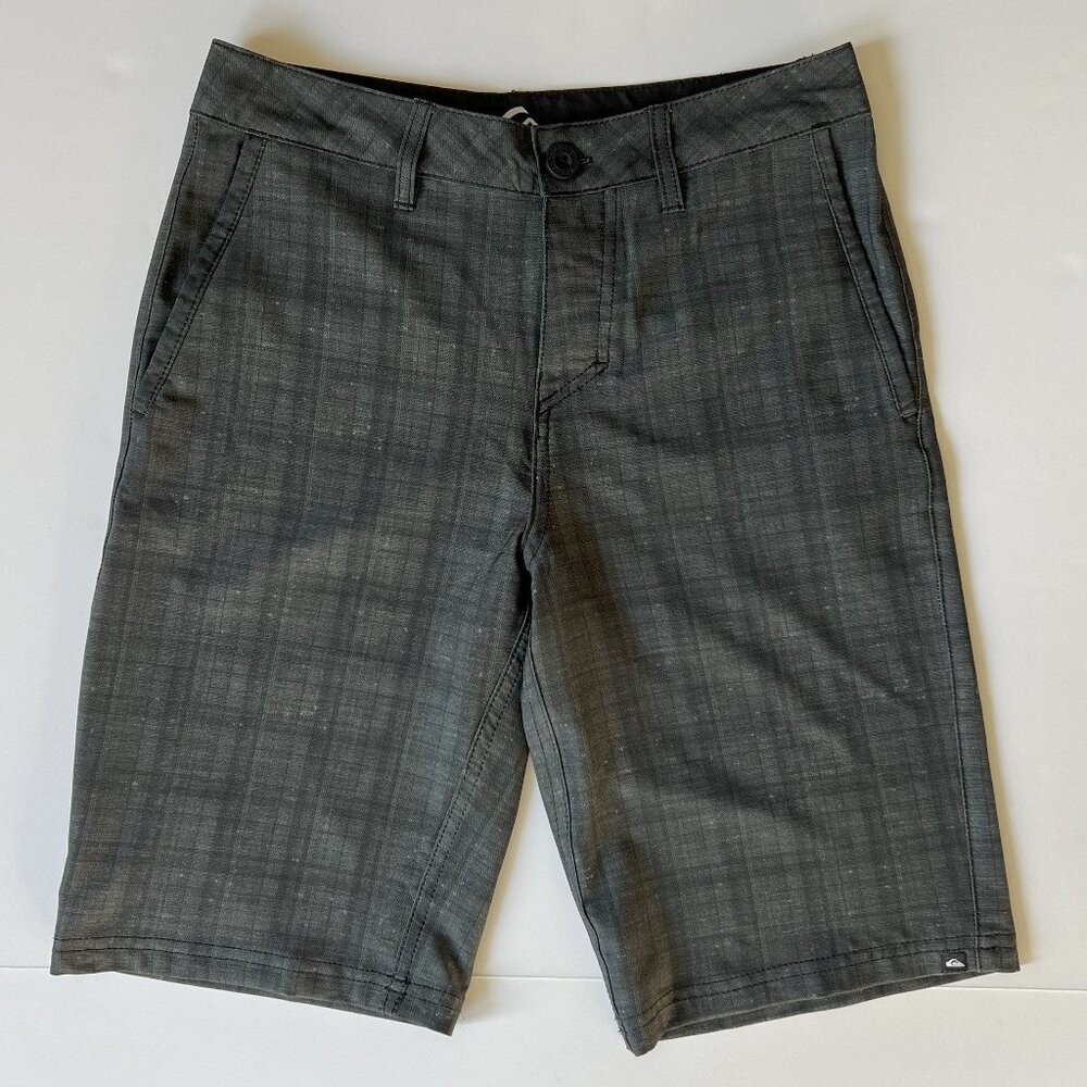 QUIKSILVER Boys Shorts Size 27 or Large BLACK PLAID Neolithic Amphibian EUC